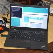 Lenovo联想ThinkPad X1 Carbon 二代14"触屏碳纤维版笔记本官翻版